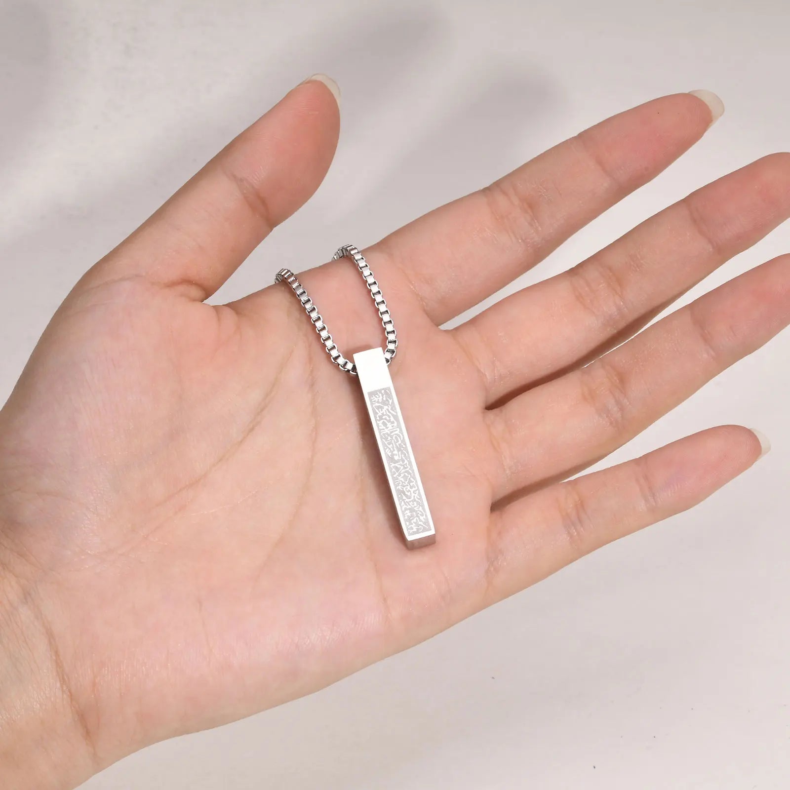 Vnox Islamic Jewelry Gifts for Women Muslim Pendant Allah Arabic 3D Bar Necklaces Ayatul Kursi Necklace Islam Eid Ramadan