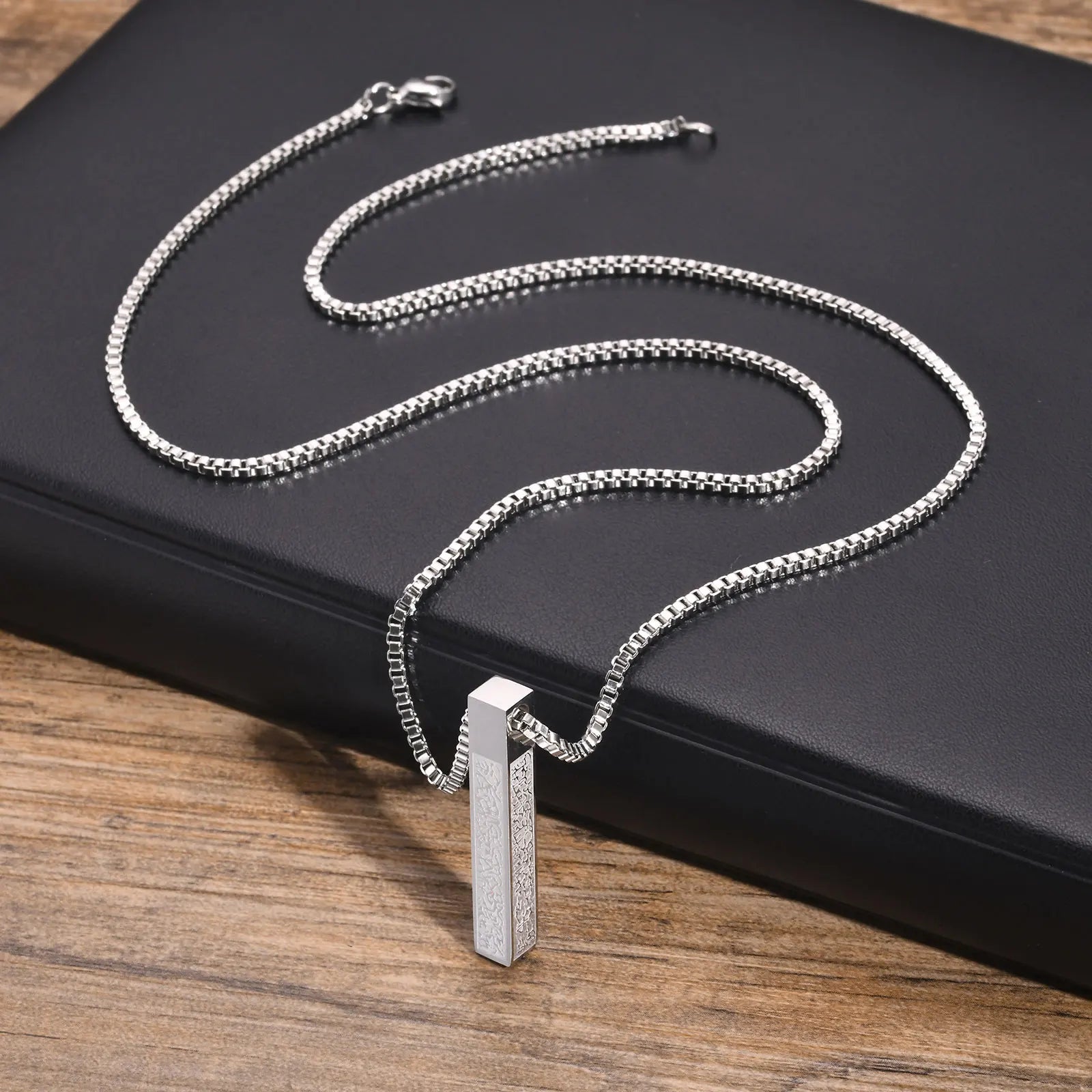 Vnox Islamic Jewelry Gifts for Women Muslim Pendant Allah Arabic 3D Bar Necklaces Ayatul Kursi Necklace Islam Eid Ramadan